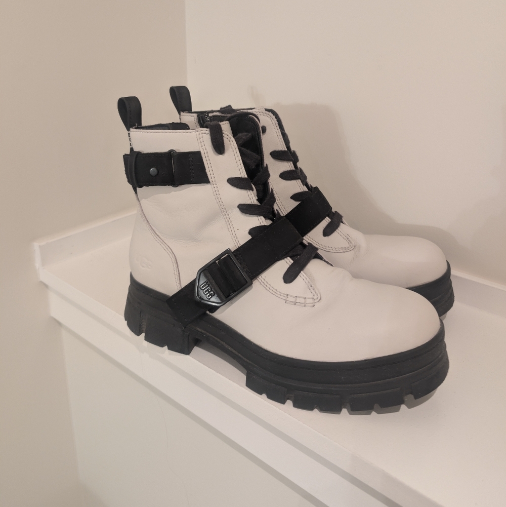 UGG Women's White and Black Boots Size 11